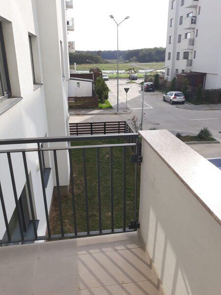 BANEASA 3 CAMERE Direct proprietar