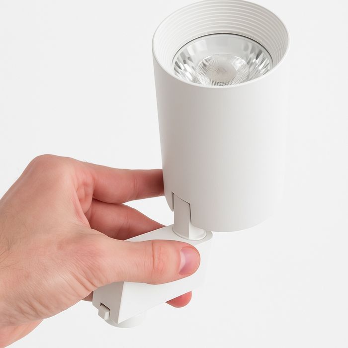 Трековые LED светильники (чёрные), б/у — 70 шт, всё рабочее!