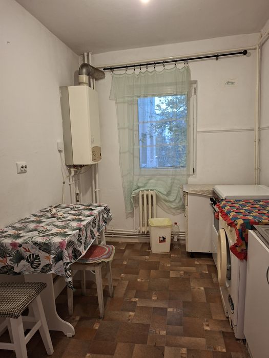 1200 RON apartament 1 camera Podu de Fier