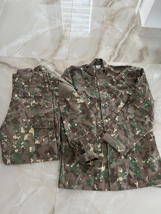 Costum militar combat