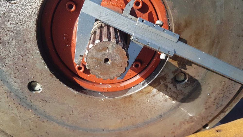 Pompa hidraulica Kawasaki K3V140DT pentru excavator