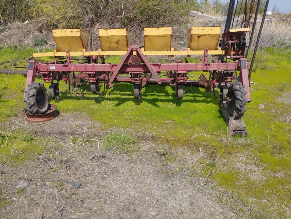 Культиватор для междурядной обработки почвы