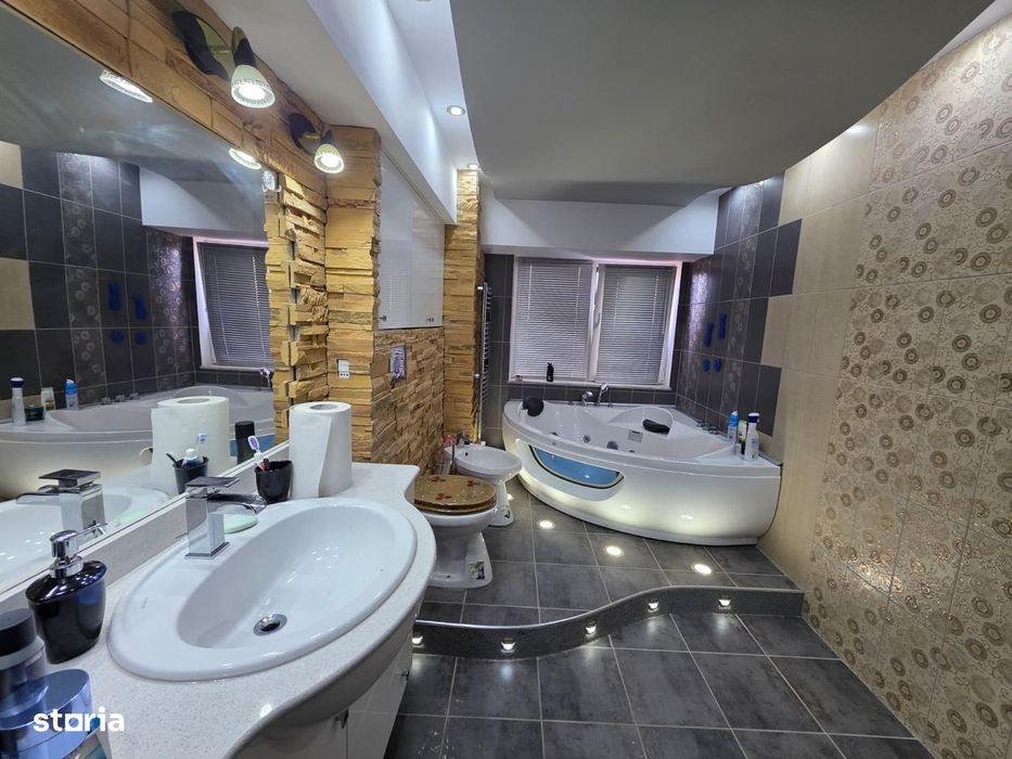 4 camere, decomandat, zonă ultracentrală (Casa de Cultură), 100 mp