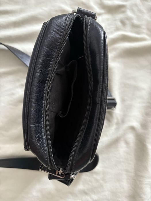 Borseta umar din piele