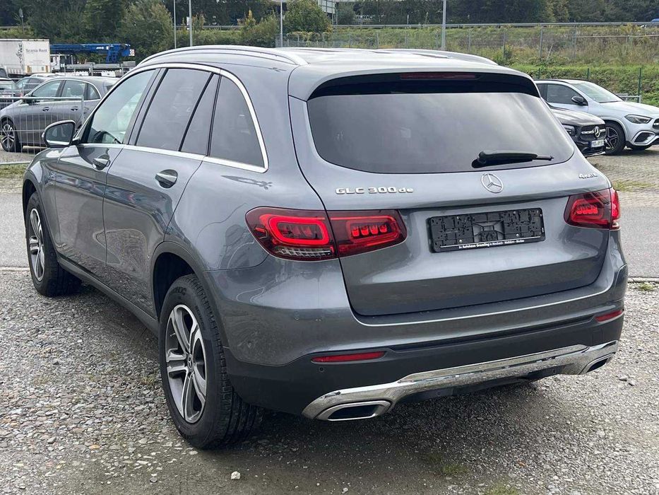 Mercedes GLC 300de Plug-in Hybrid IMPECABILA!!!