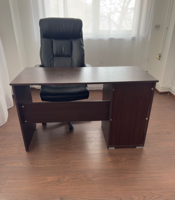 Vânzare birouri și scaune directorale