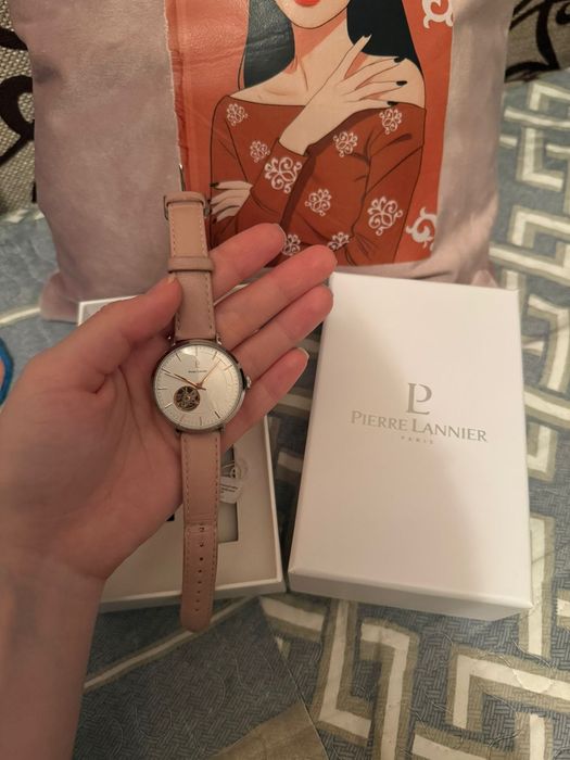 Часы Pierre Lannier