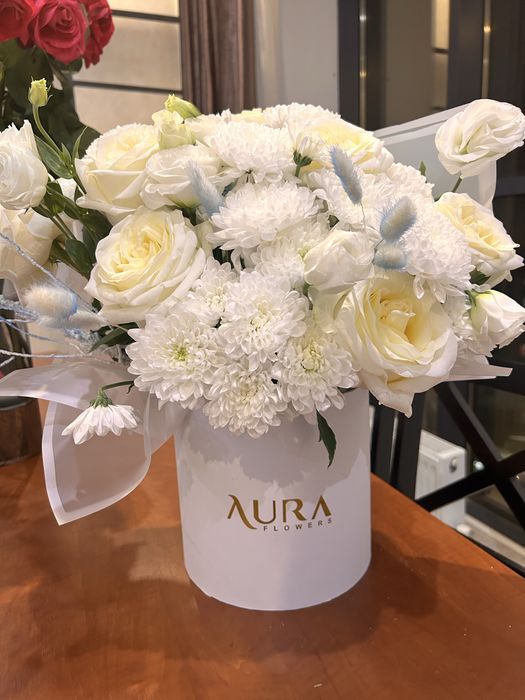 Цветы. Бүгін берілген,свежий гүл