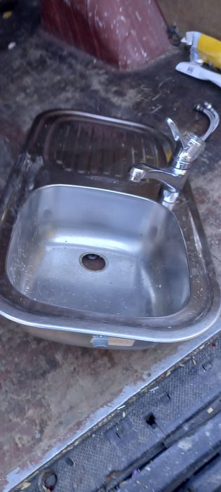 Chiuvete din inox cu tot cu baterie