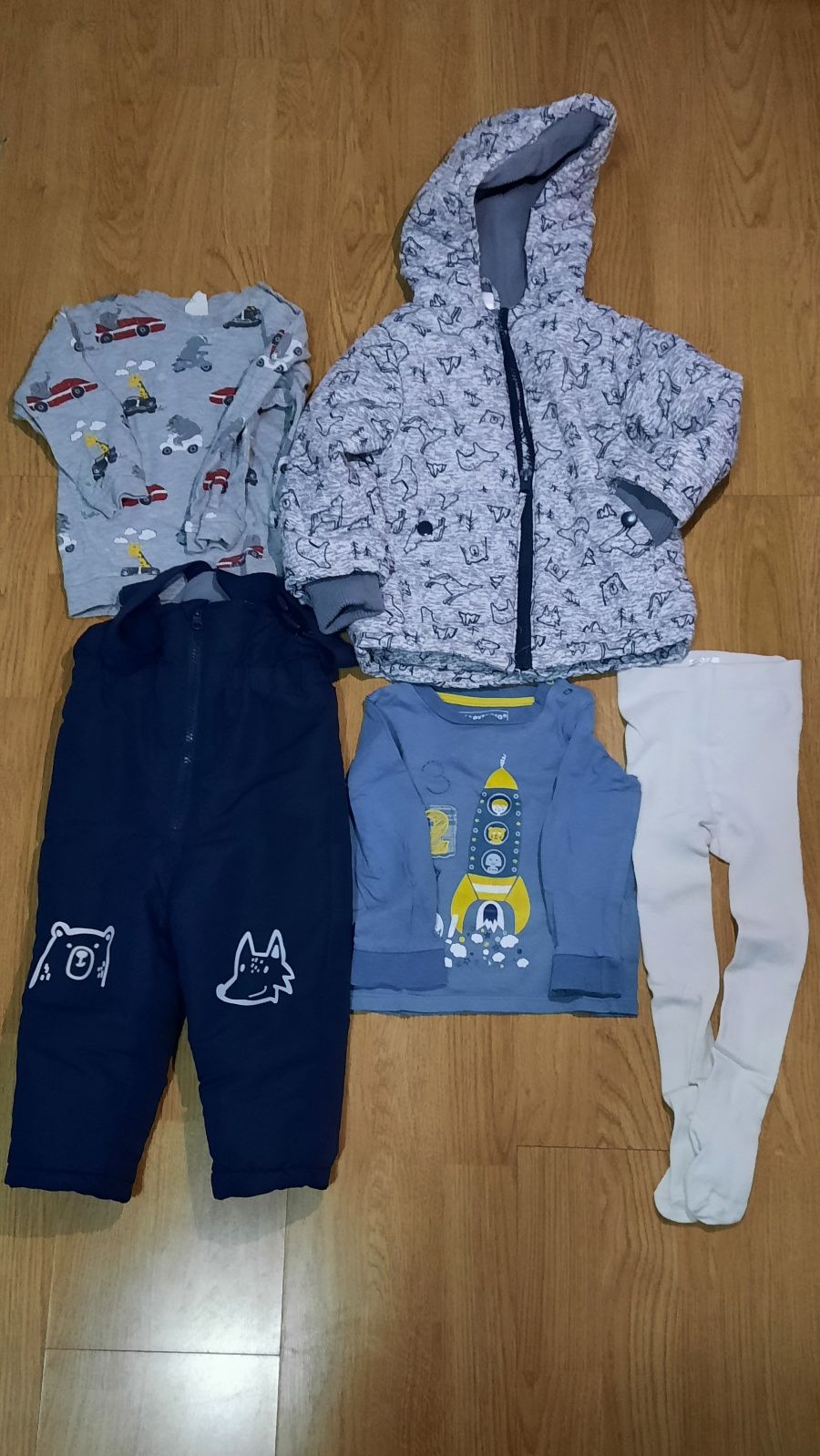 Lot haine pentru bebelusi