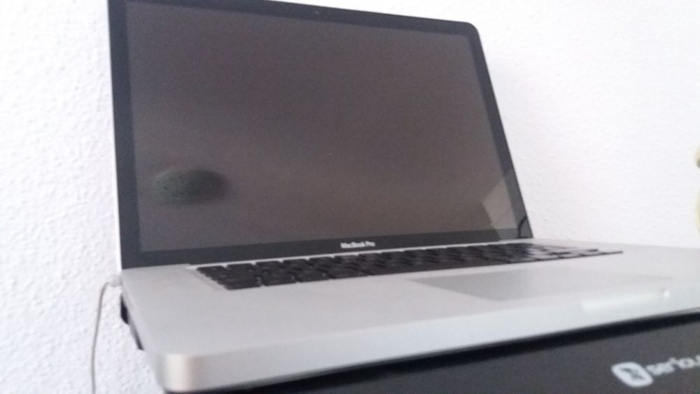 Apple Macbook Pro 15"