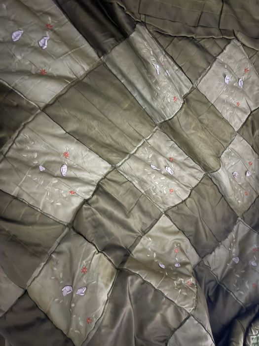 Продается покрывало двуспальное б/у