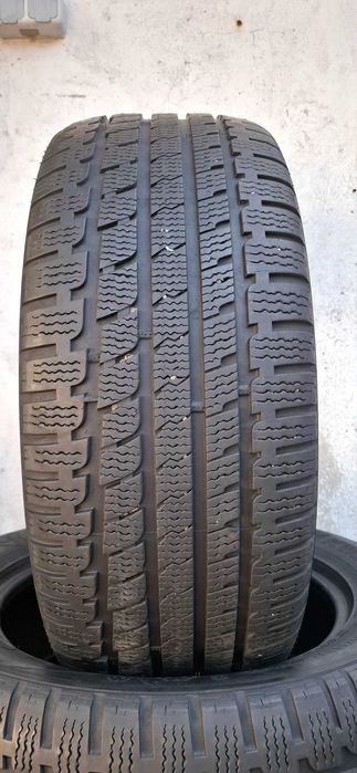 4бр. 235/55/17 Kumho 6,3mm грайфер , Безплатен монтаж