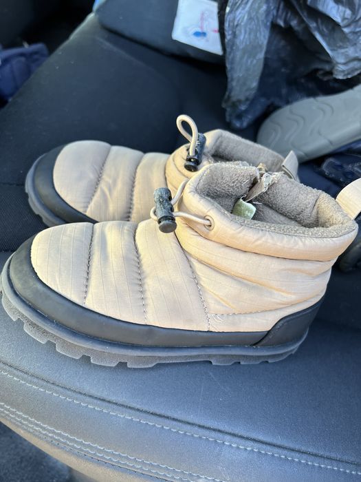 Vand incaltaminte copii 3-5 ani Zara Reserved..