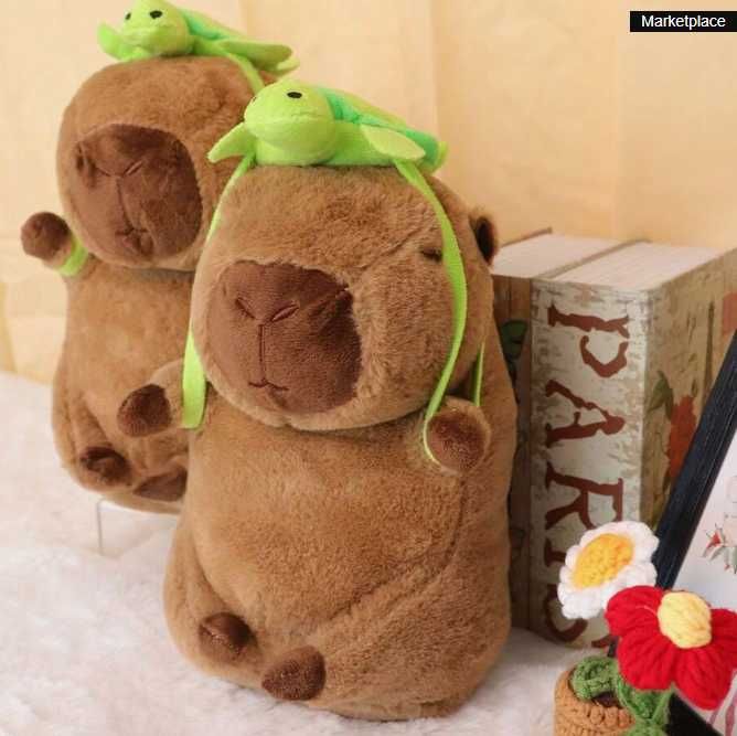 Плюшена играчка Капибара с Раница Костенурка/ Плюшена Капибара с дрехи