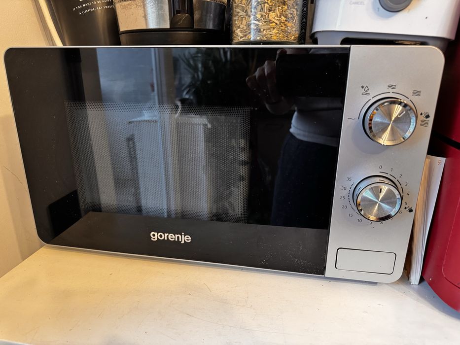 Cuptor cu microunde gorenje