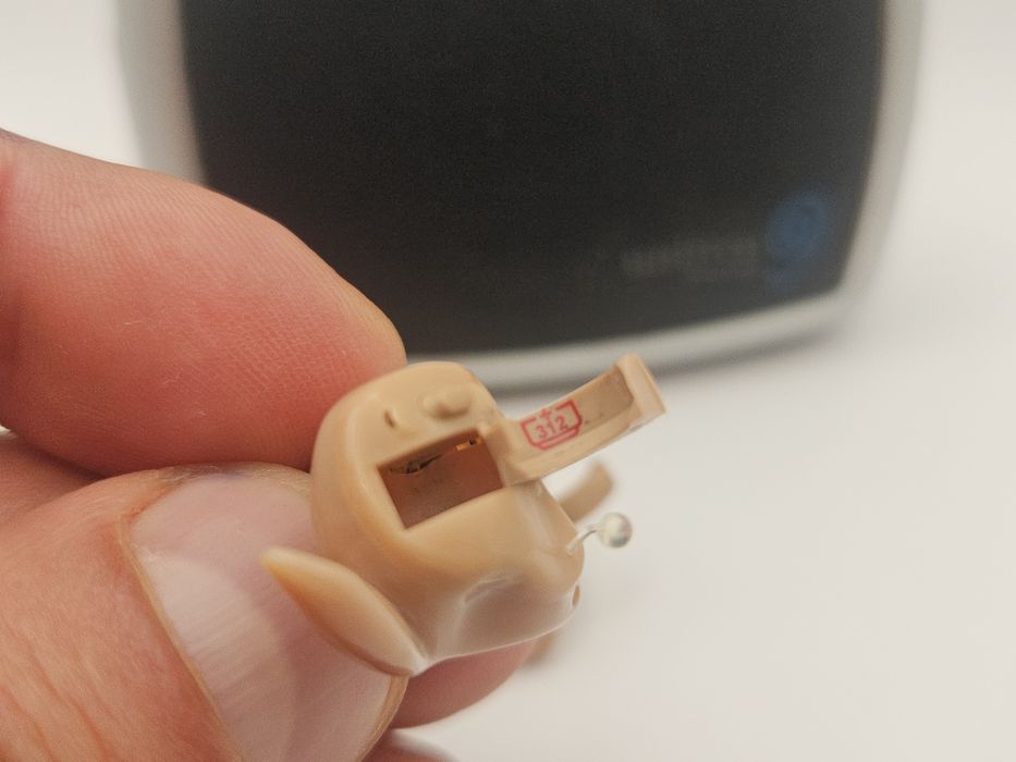 Слухов апарат 2Х Phonak Virto V30 ITC hearing aid oticon starkey