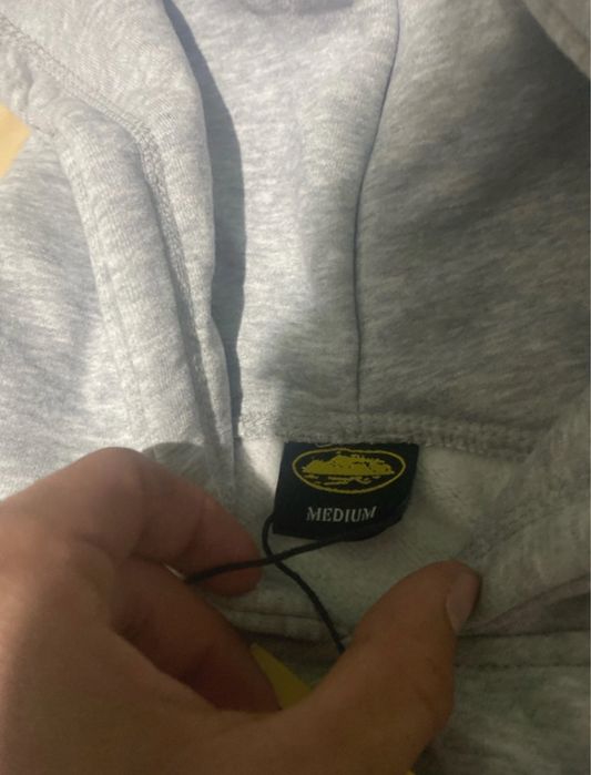 Hanorac corteiz gri nou+borseta trapstar gratis