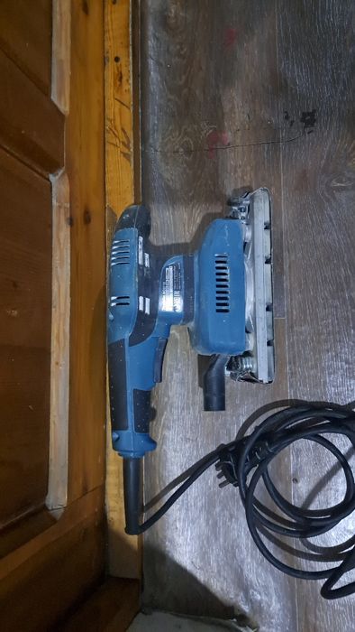 Шлифмашинка ВО3710