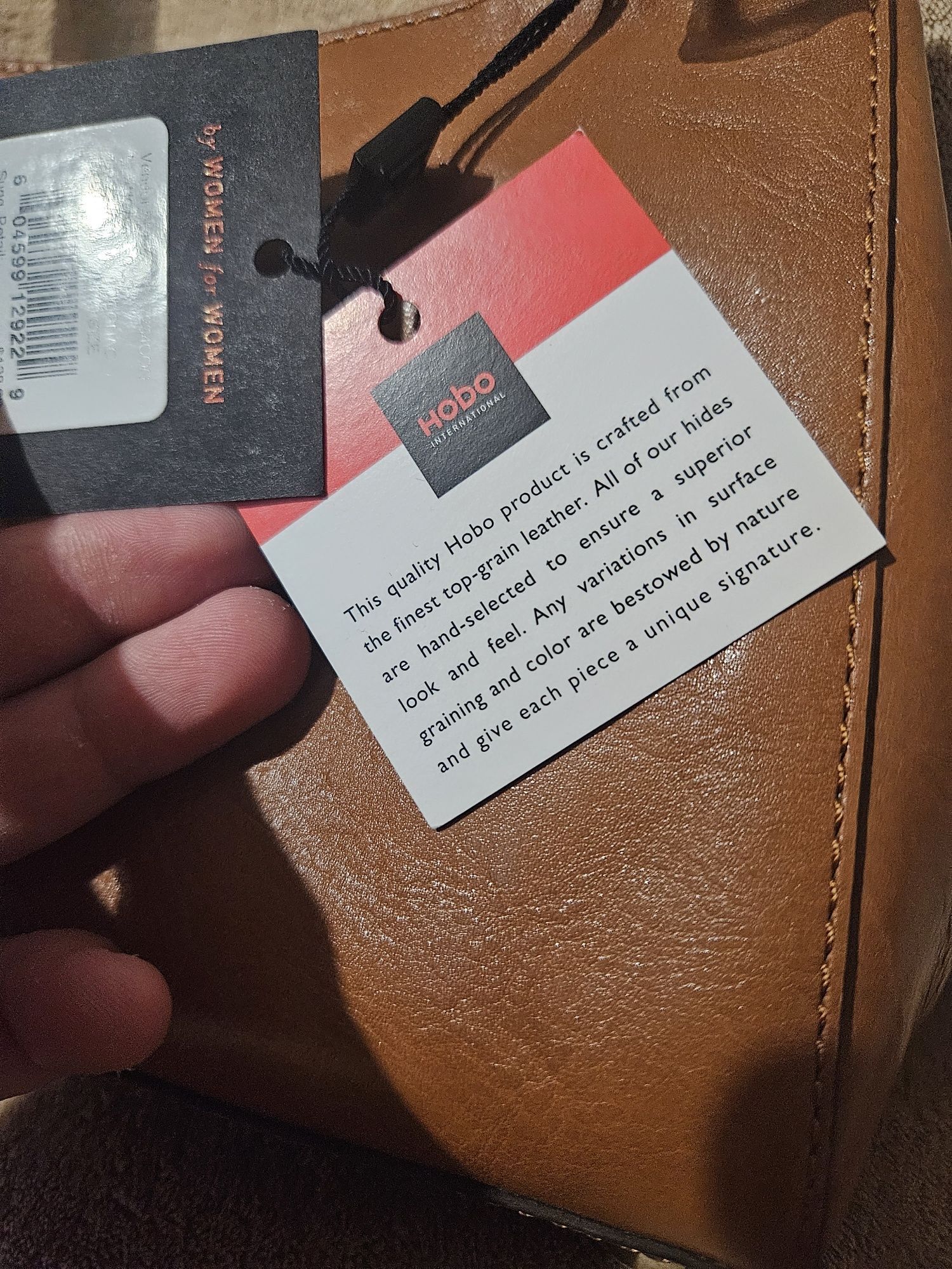 Дамска чанта Hobo International – НОВА с етикет (Оригинална цена $128)