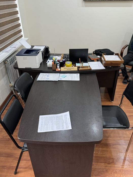 Продается офисная мебель в хорошем качестве!