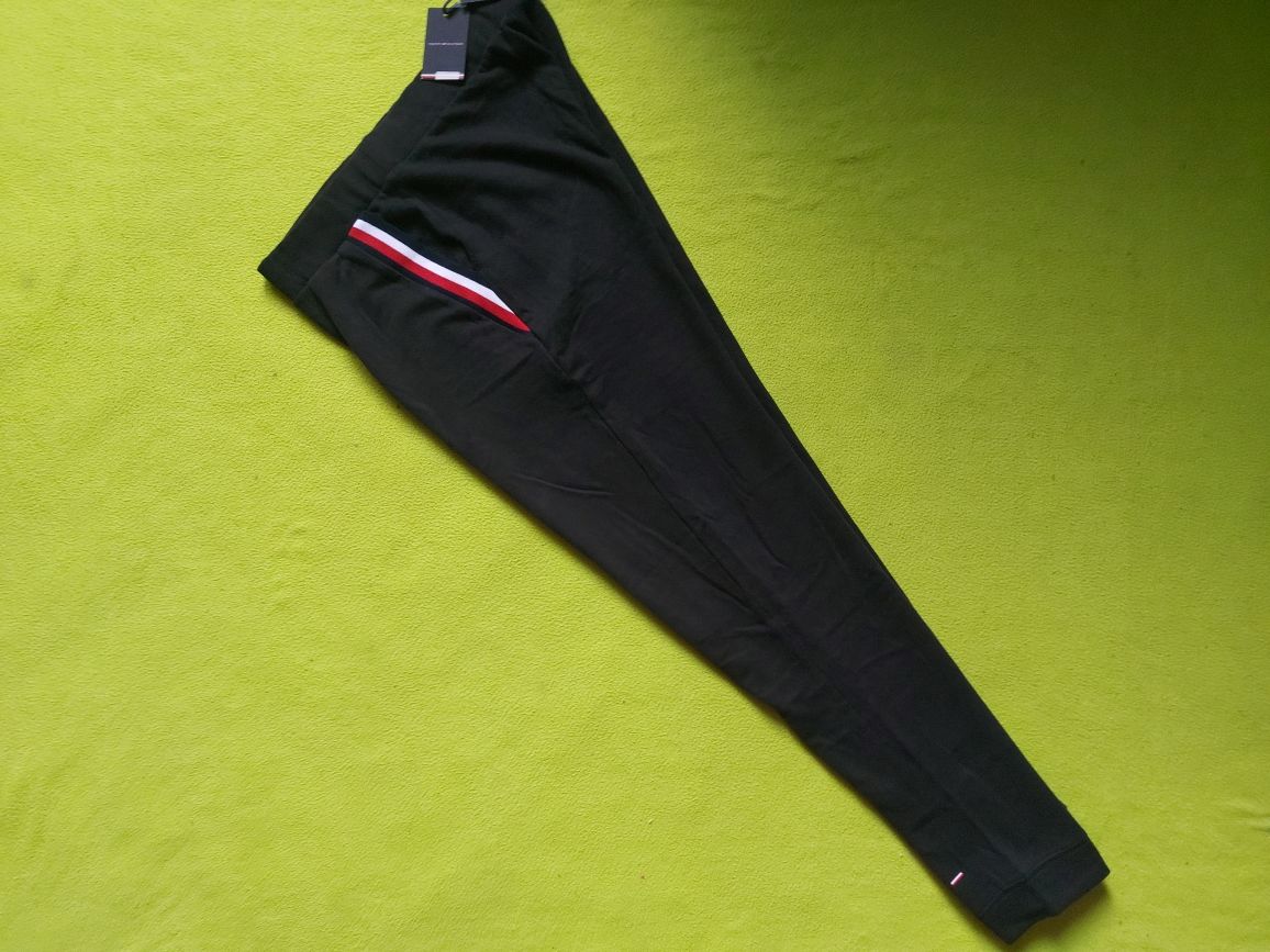Tommy Hilfiger-M-НОВО-Оригинално