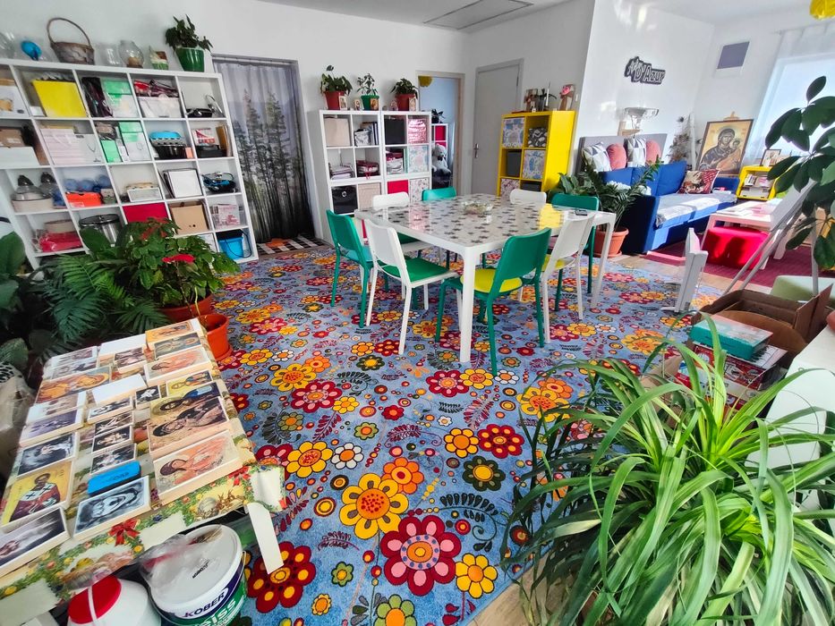 Mochetă colorată copii – grădinițe, camere de joacă, afterschool