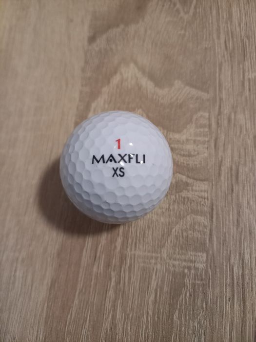 колекционерско голф топче maxfli xs tour 90