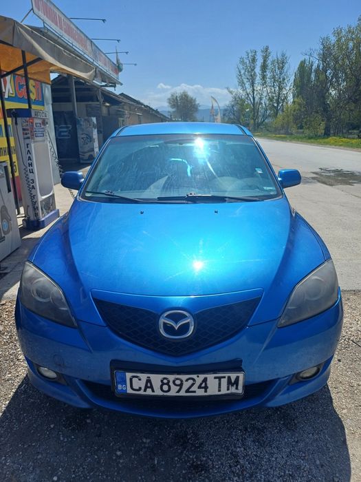 Mazda3 Колата е в добро състояние работи перфектно  качваш се и караш
