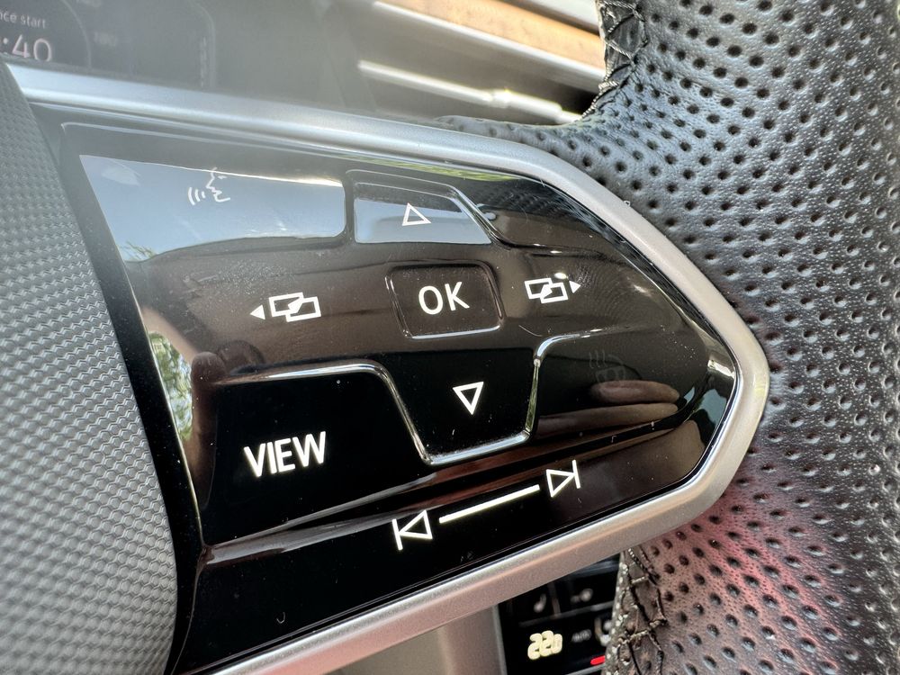 Продавам VW Arteon 2021,45800 km. Diesel. Перфектна. Първи собственик.