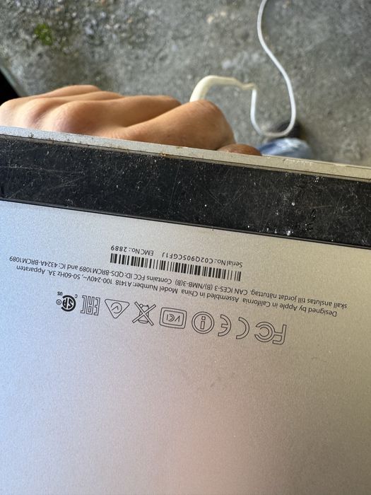 iMac late 2015  "Core i5" 1.6 21.5"