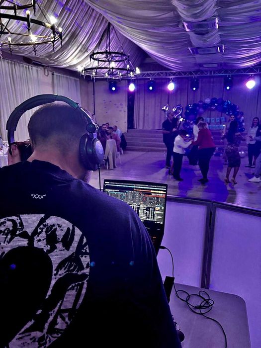DJ & MC - Evenimentul tau, pasiunea noastra!
