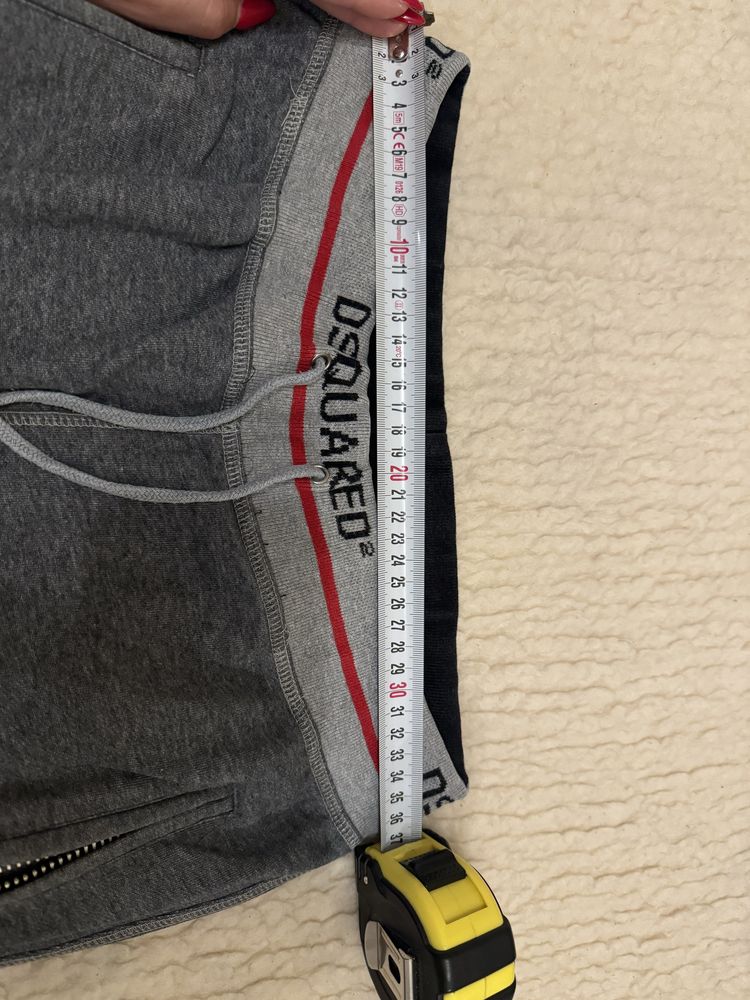 Dsquared, Burberry