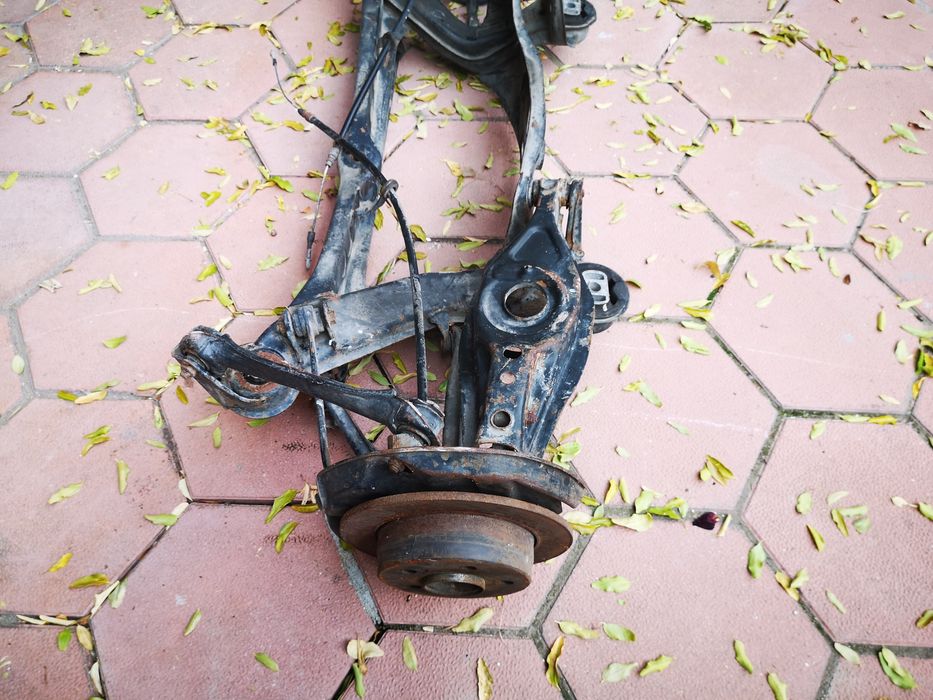 Заден мост за мерцедес 124