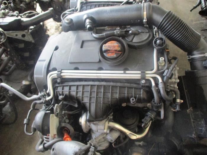 Motor complet 1.6 tdi cu garantie 6 luni tip motor CAYC