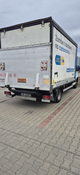 Vand iveco Daily 8 paleti cu lift