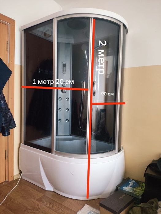 Ванна с душевой кабиной