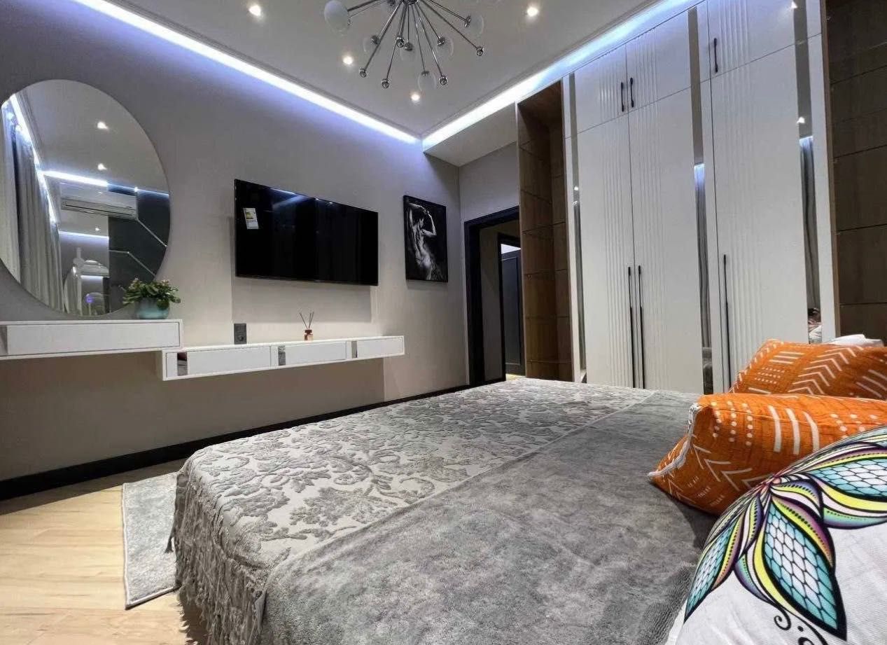 НОВОСТРОЙКА к 3/4/8 Комплекс Миробод Авеню Застрой."Golden House