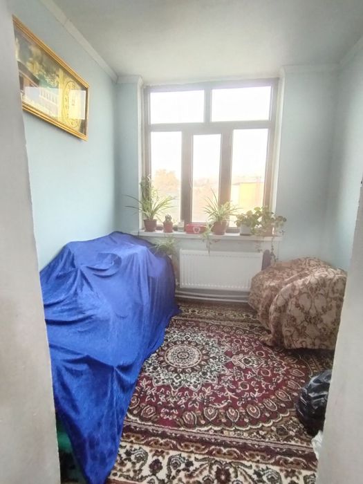 Bo'stonlik charvoqda dom kvartira sotiladi 1 xonali