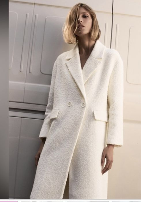 Вълнено палто Zara в бял цвят