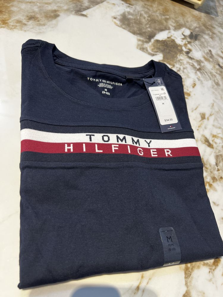 Продам детскую футболку Tommy Holdiger на 8-10 лет