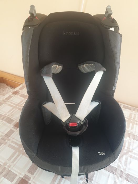СТОЛ ЗА КОЛА 9-18 КГ MAXI COSI Tobi с включен Isofix