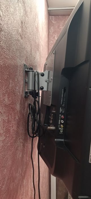 Телевизор LG 32диагональ