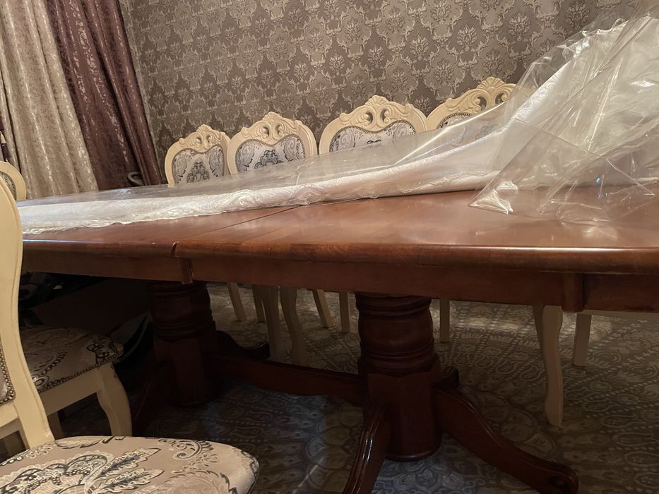 Стол ,12 стулья