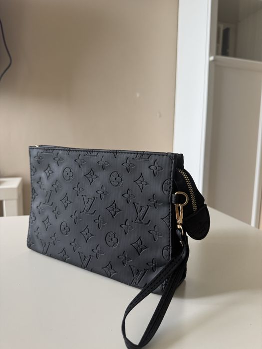 Клъч Louis Vuitton
