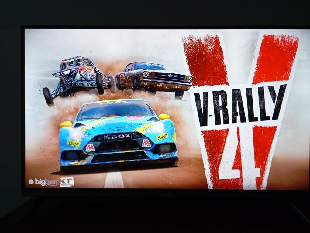 PLAYSTATION пс4 в отличном состояние.