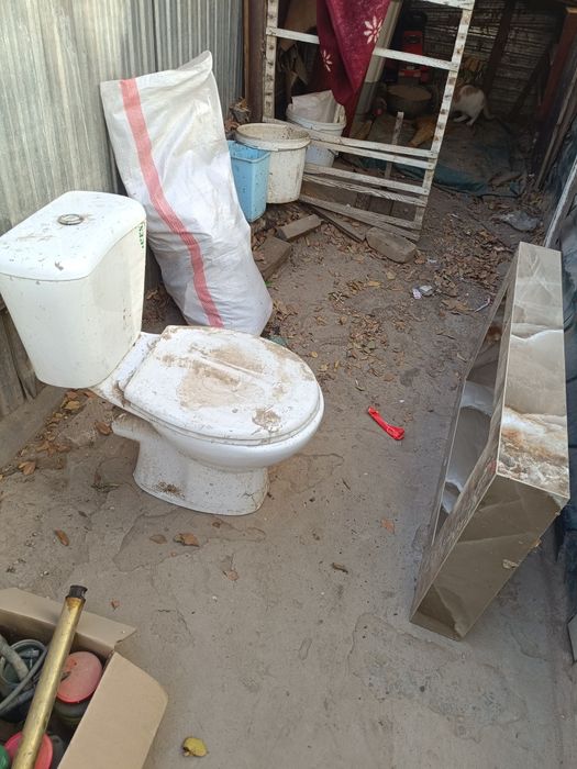 Продам унитаз и раквина