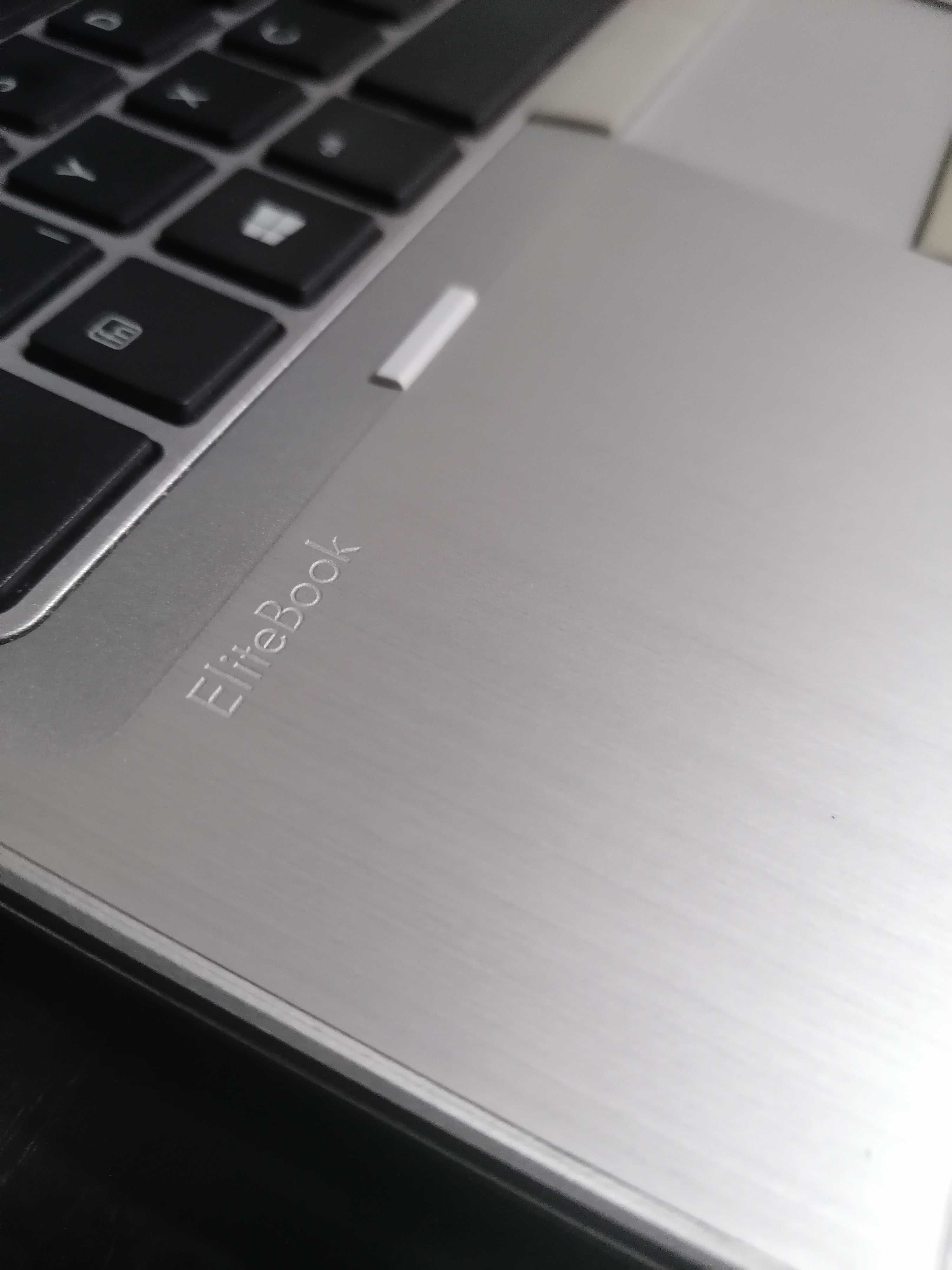 HP EliteBook 2570p - Intel Core i7