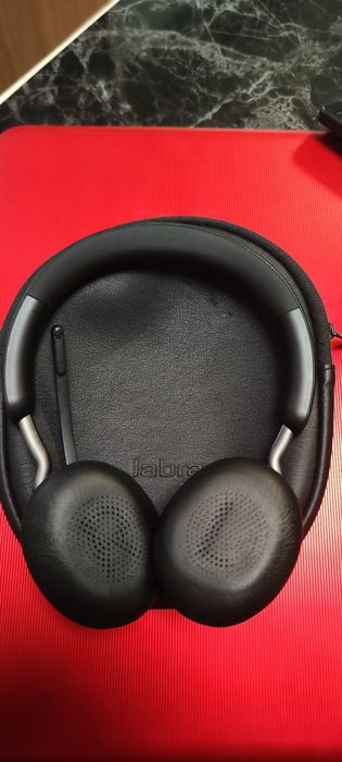 Оригинални Блутут Слушалки Jabra , Силен чист звук Промо цена