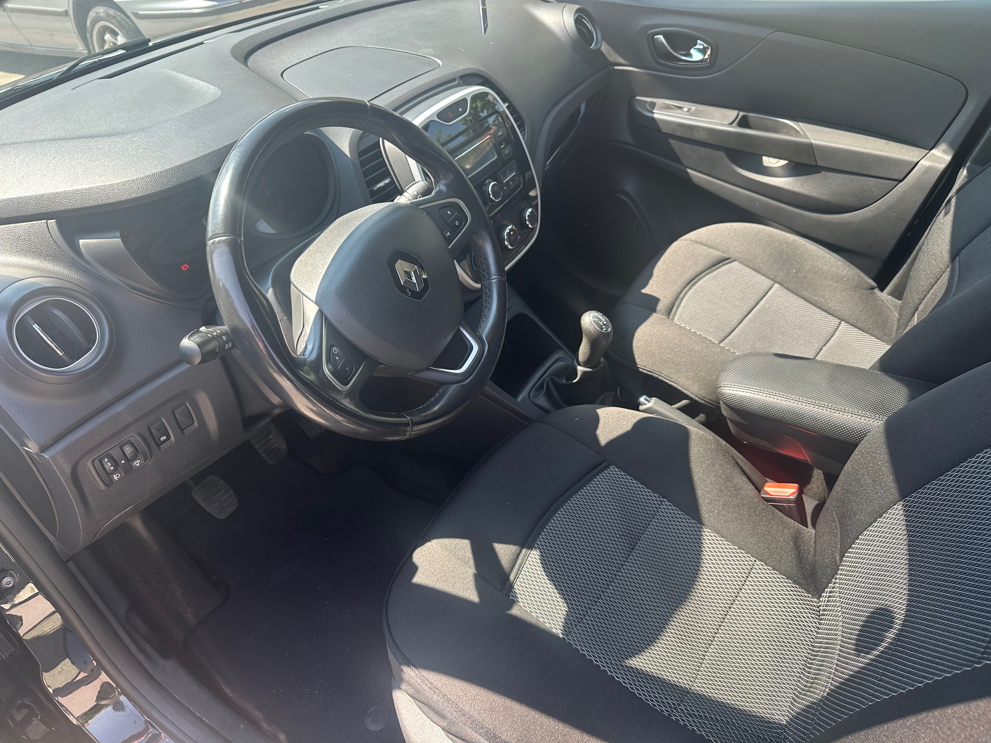 Renault Captur 2016,1.5D